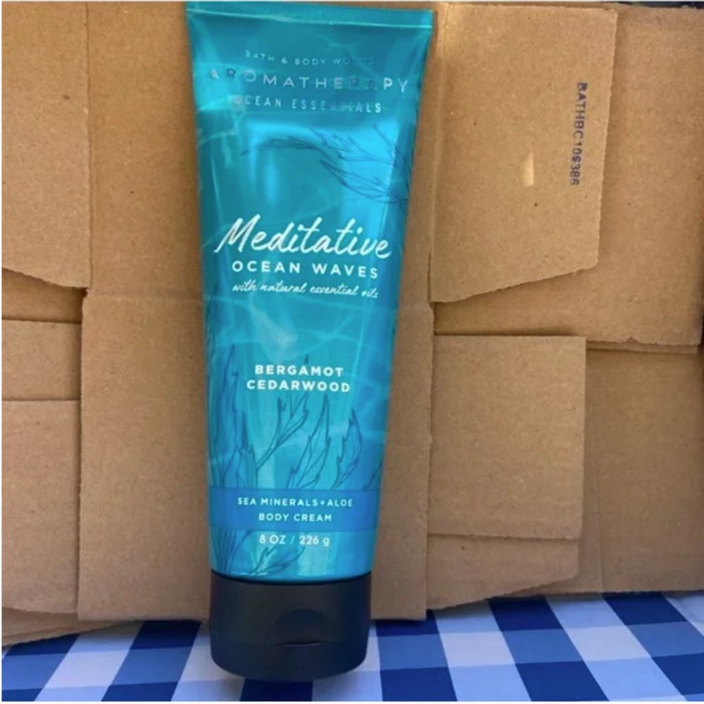 NWT Aromatherapy limited edition Meditative Ocean Waves Body Cream